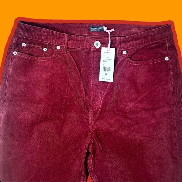 NWT Vineyard Vines Kick-Flare High-Rise Corduroy Pants in “Crimson” Red Size 32 - Picture 3 of 9